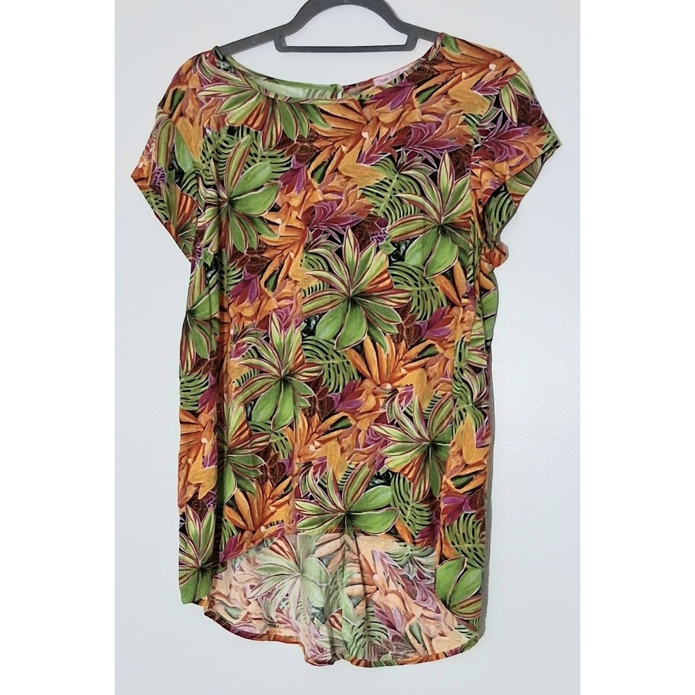 Rose & Rhyme Blouse Women's Size M Tropical Short Sleeve Vacation Resort Pre-own